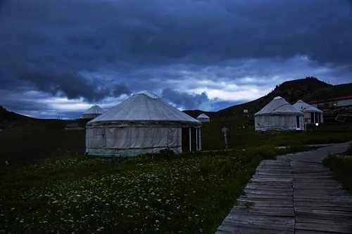夜宿蒙古包